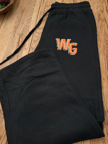 Wide leg, drawstring sweatpants with pockets